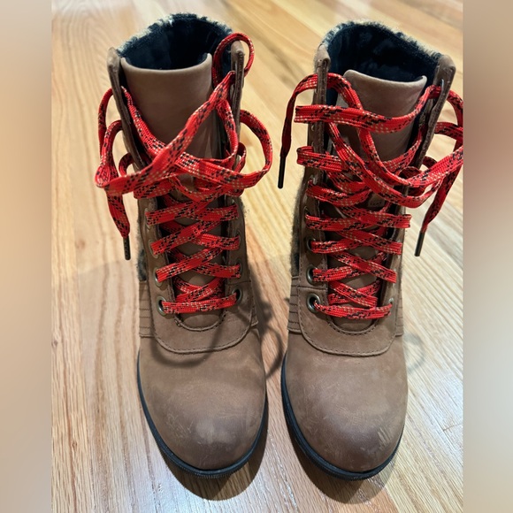 Sorry Lexie Faux Fur Wedge Boots size 5 - Picture 2 of 9